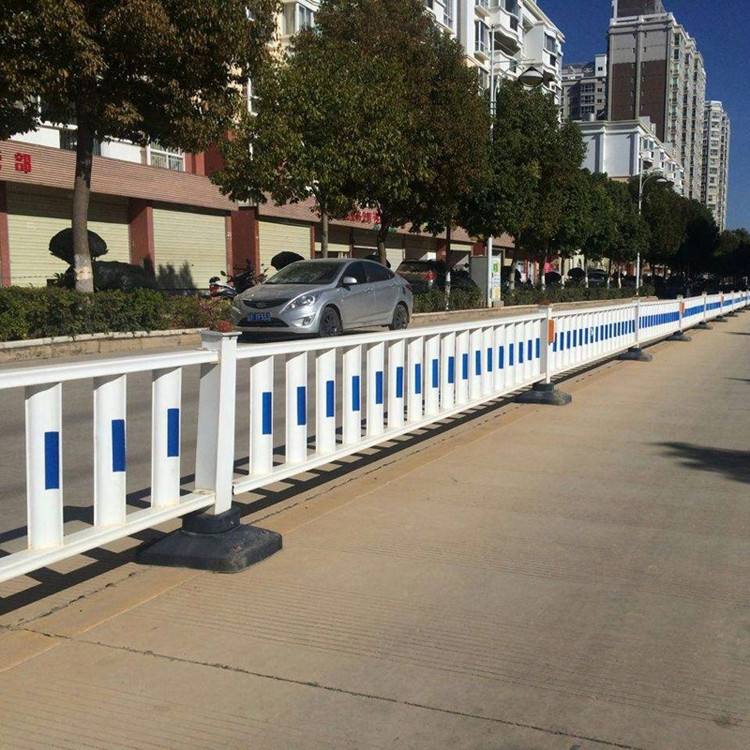 盐山PVC道路护栏